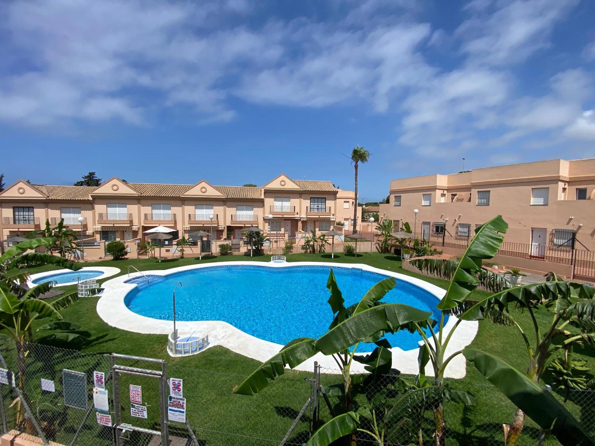 Playa La Barrosa, Alojamientoslola Chiclana de la Frontera Exteriör bild